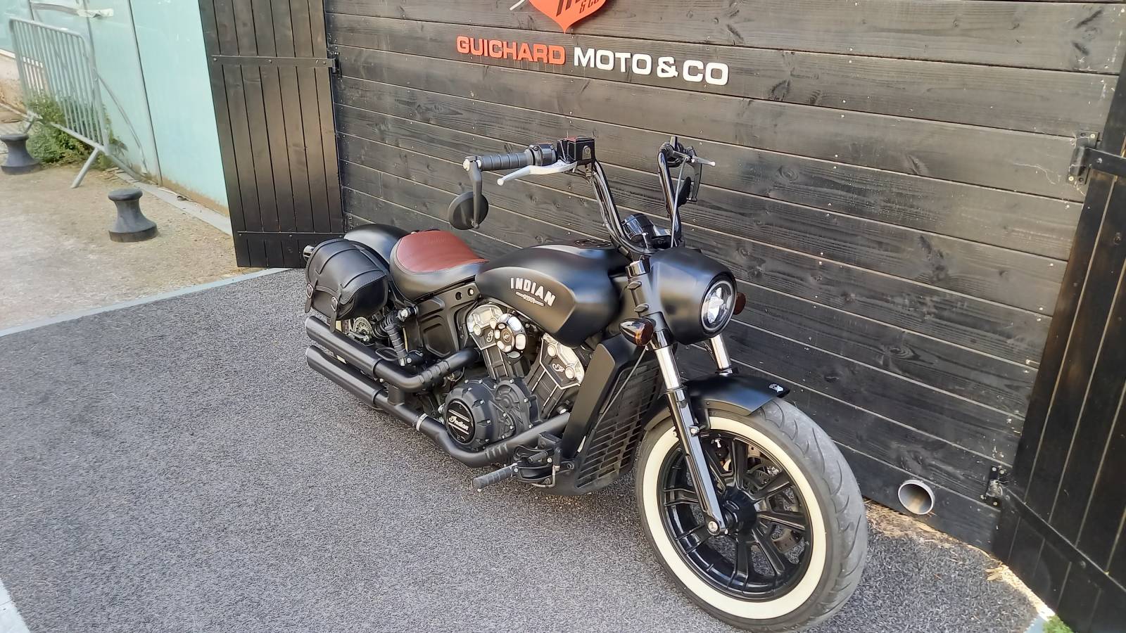 Indian Scout Bobber occasion Montpellier Hérault