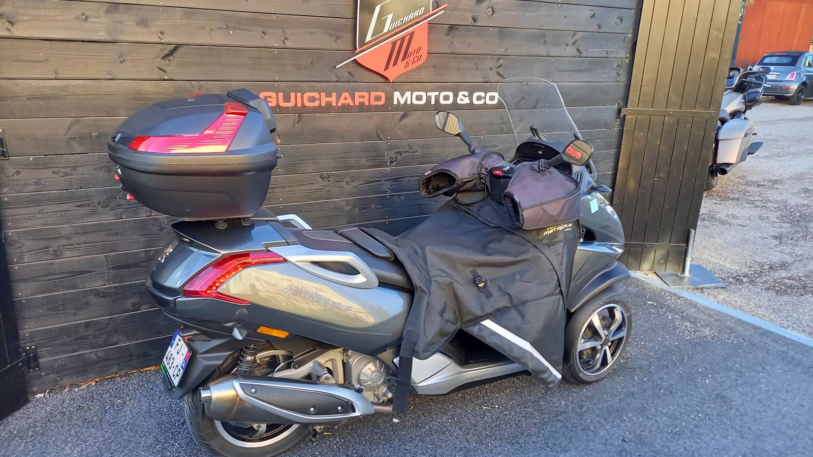 Peugeot Metropolis 400 occasion Guichard Moto OFFRE SPÉCIALE GARANTIE 12 MOIS