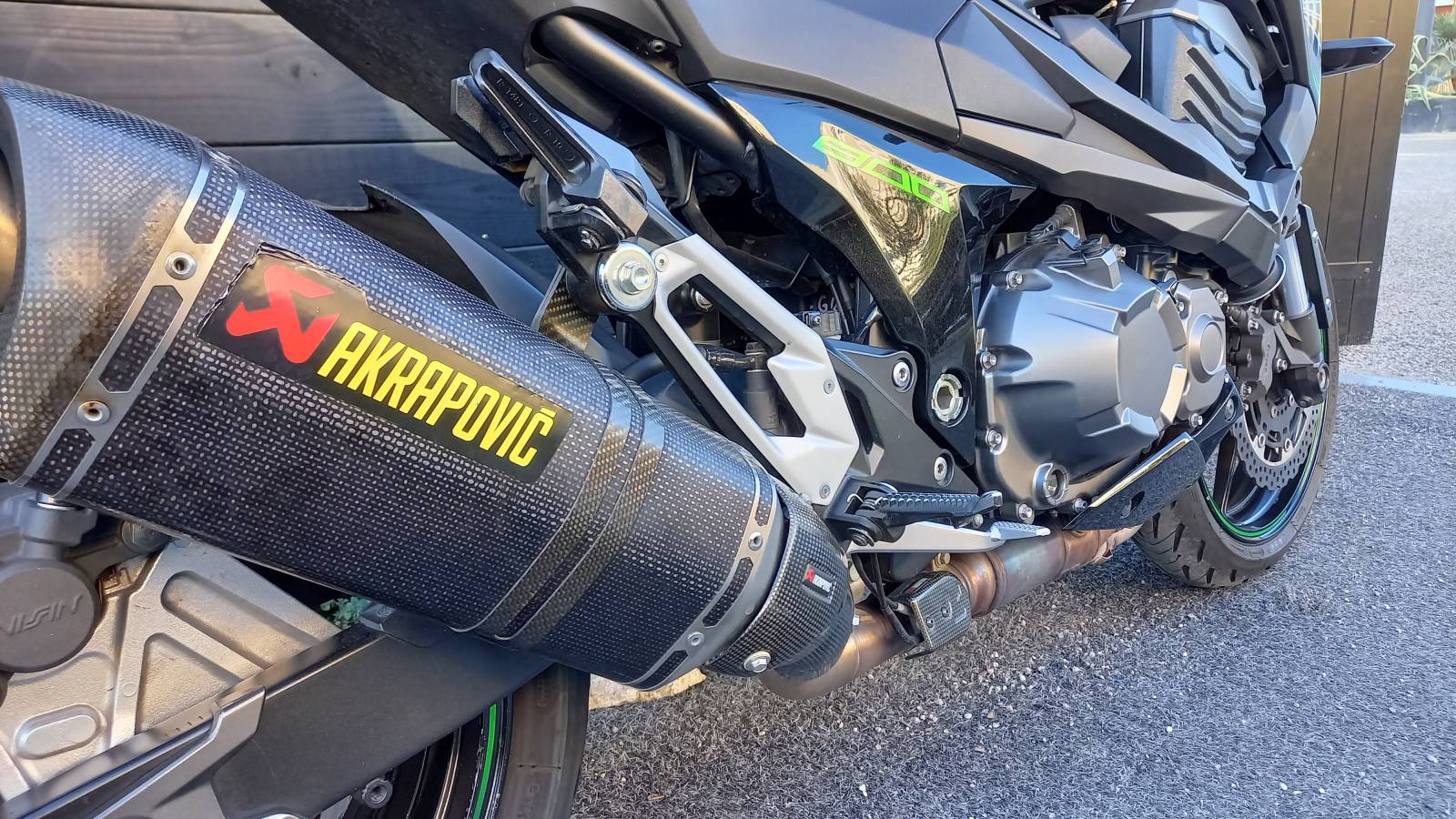 Kawasaki Z800 occasion Montpellier Hérault OFFRE SPÉCIALE GARANTIE 12 MOIS