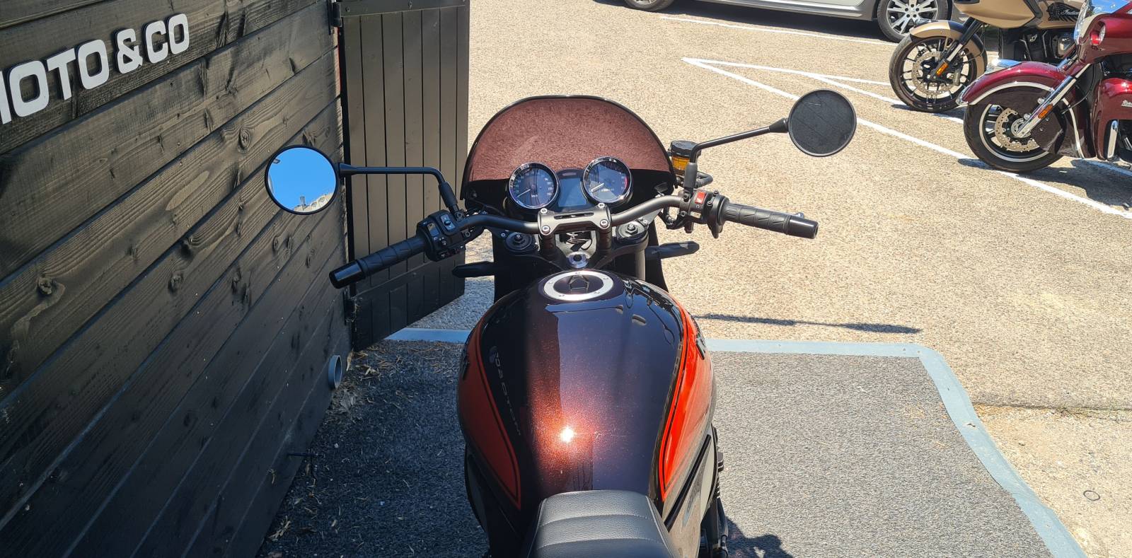 Kawazaki Z 900 RS d'occasion à Montpellier