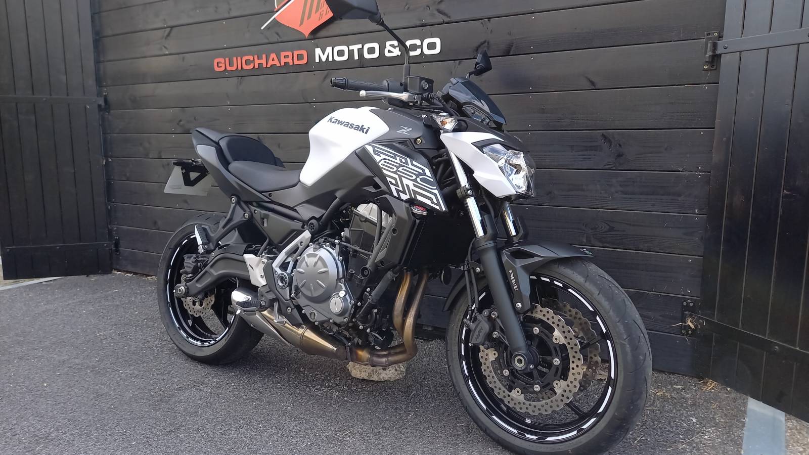 Kawasaki Z650 occasion Montpellier Hérault