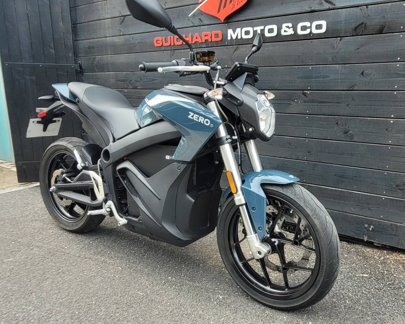 Zero motorcyles S proche Nimes