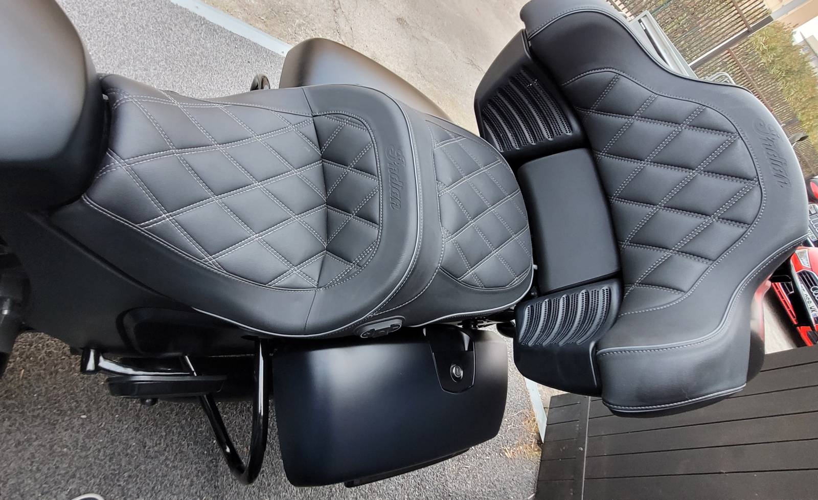 INDIAN PURSUIT DARK HORSE BLACK SMOKE  D'OCCASION DANS L'HERAULT LANGUEDOC ROUSSILLON