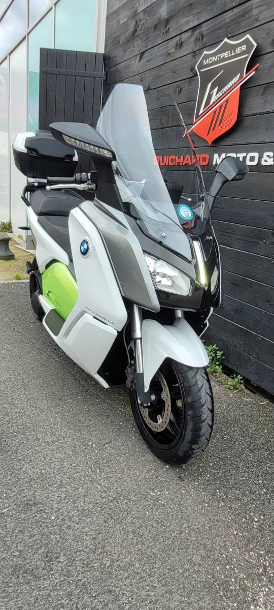 SCOOTER ELECTRIC PEU KILOMETREE OCCASION