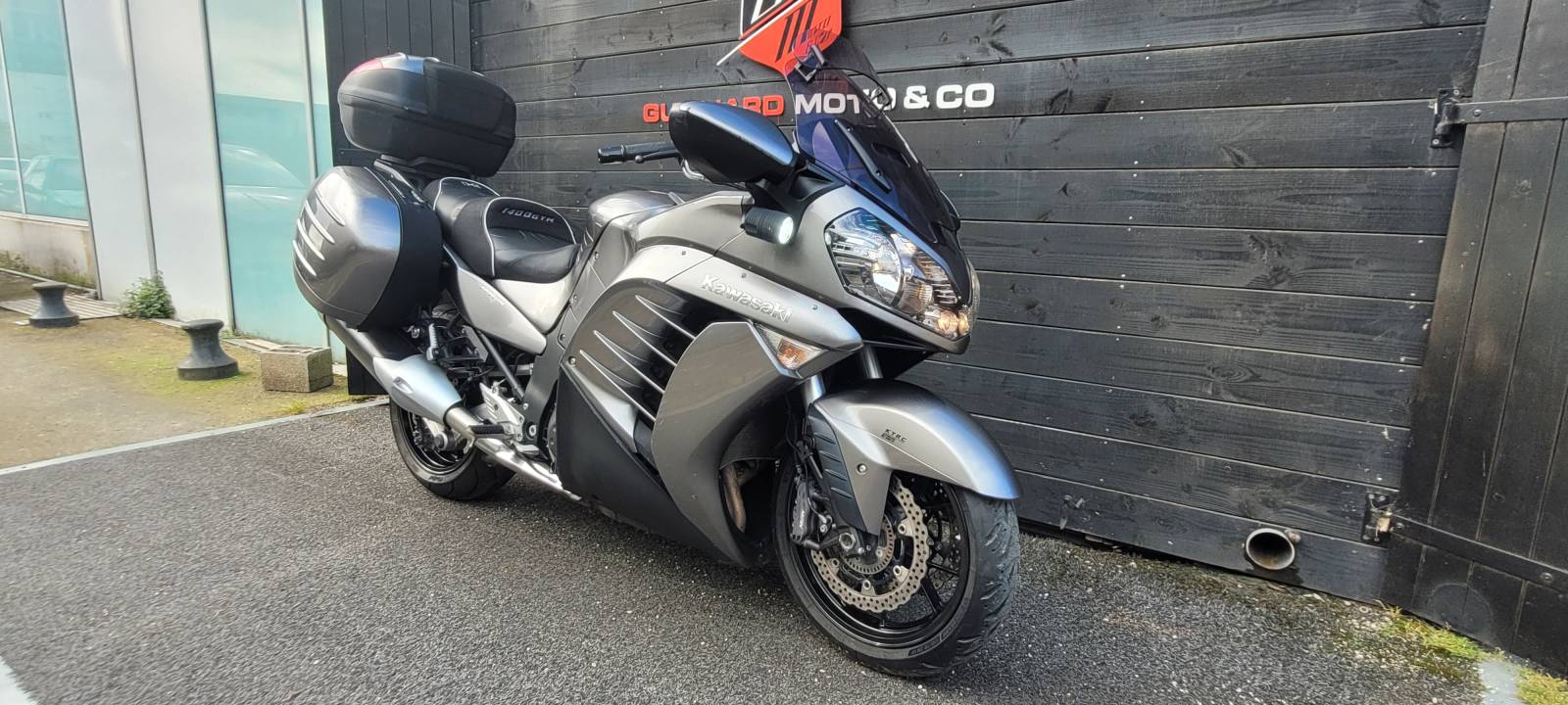 Kawasaki GTR 1400 ABS proche Nimes