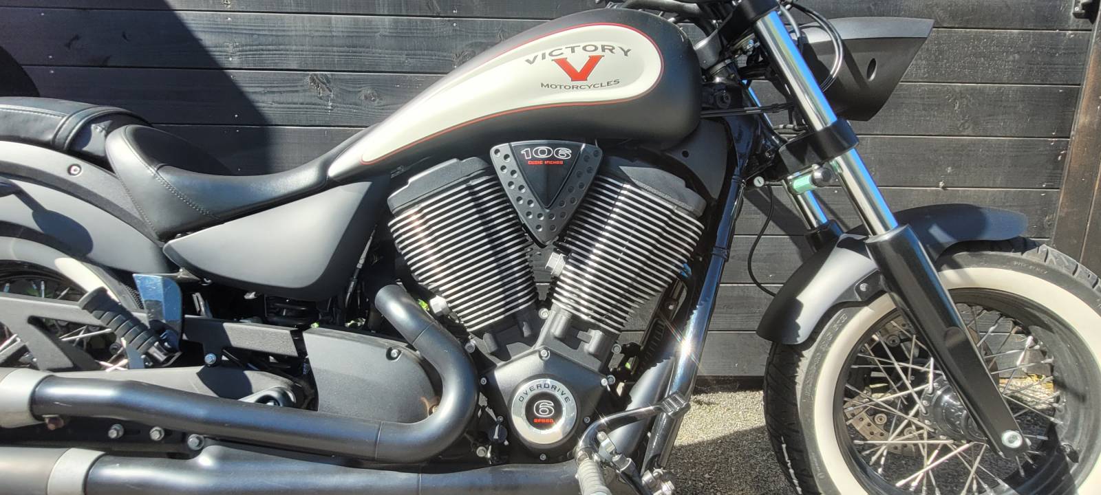 VICTORY HIGH BALL NOIR MAT VTWIN MONTPELLIER