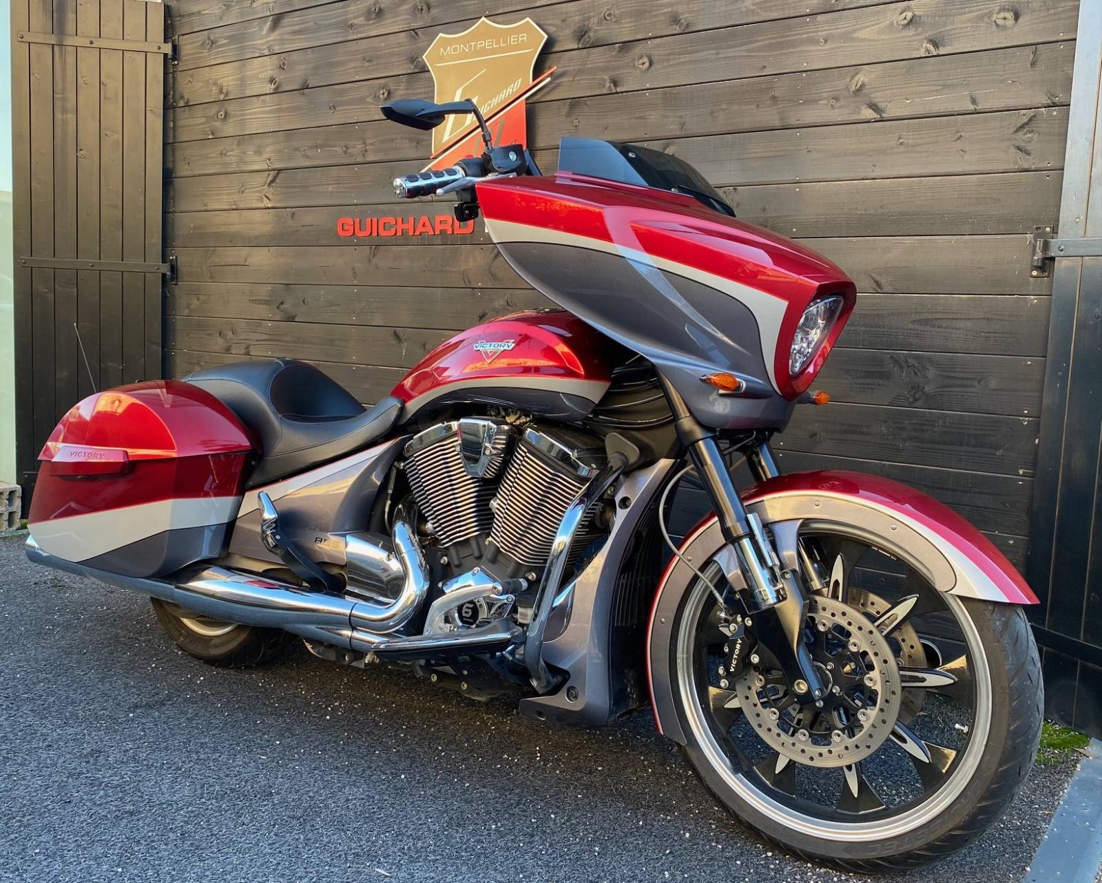 VICTORY 1700 Magnum Guichard Moto Montpellier Hérault 34 Gard 30