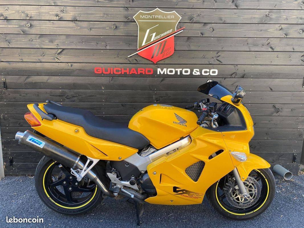 Honda VFR800 FI CBS