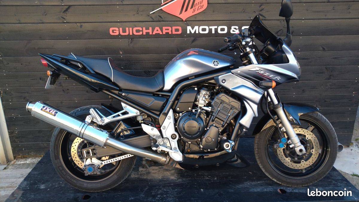 moto d'occasion à Montpellier YAMAHA FAZER 1000 Hérault 34
