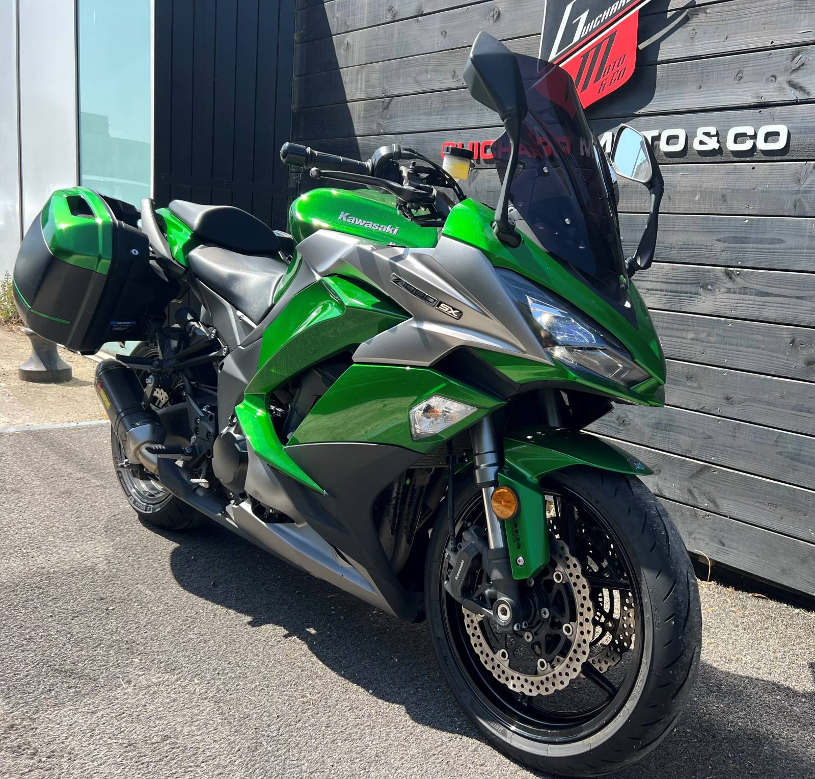 Z1000SX 2019 – Moto Kawasaki full équipée Touring – Valises, échappement Akrapovic