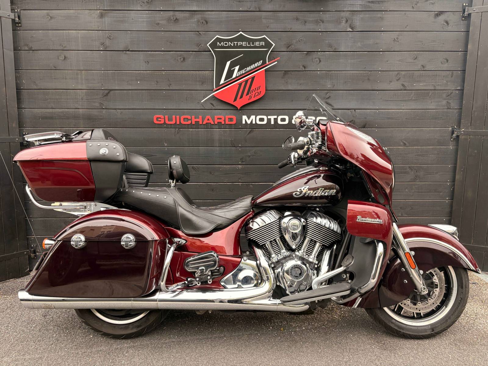 INDIAN ROADMASTER MAROON METALLIC - 2021 - À SAISIR SUR MONTPELLIER