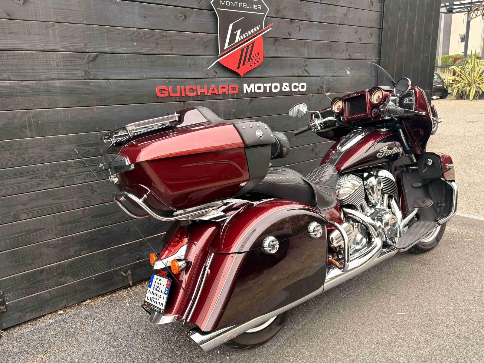 INDIAN ROADMASTER MAROON METALLIC - 2021 - À SAISIR SUR MONTPELLIER