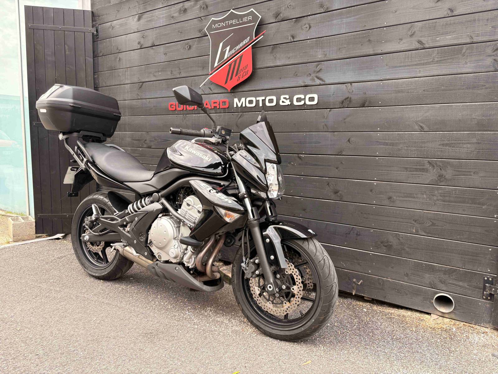 KAWASAKI ER-6N d'occasion dans l'hérault proche Montpellier