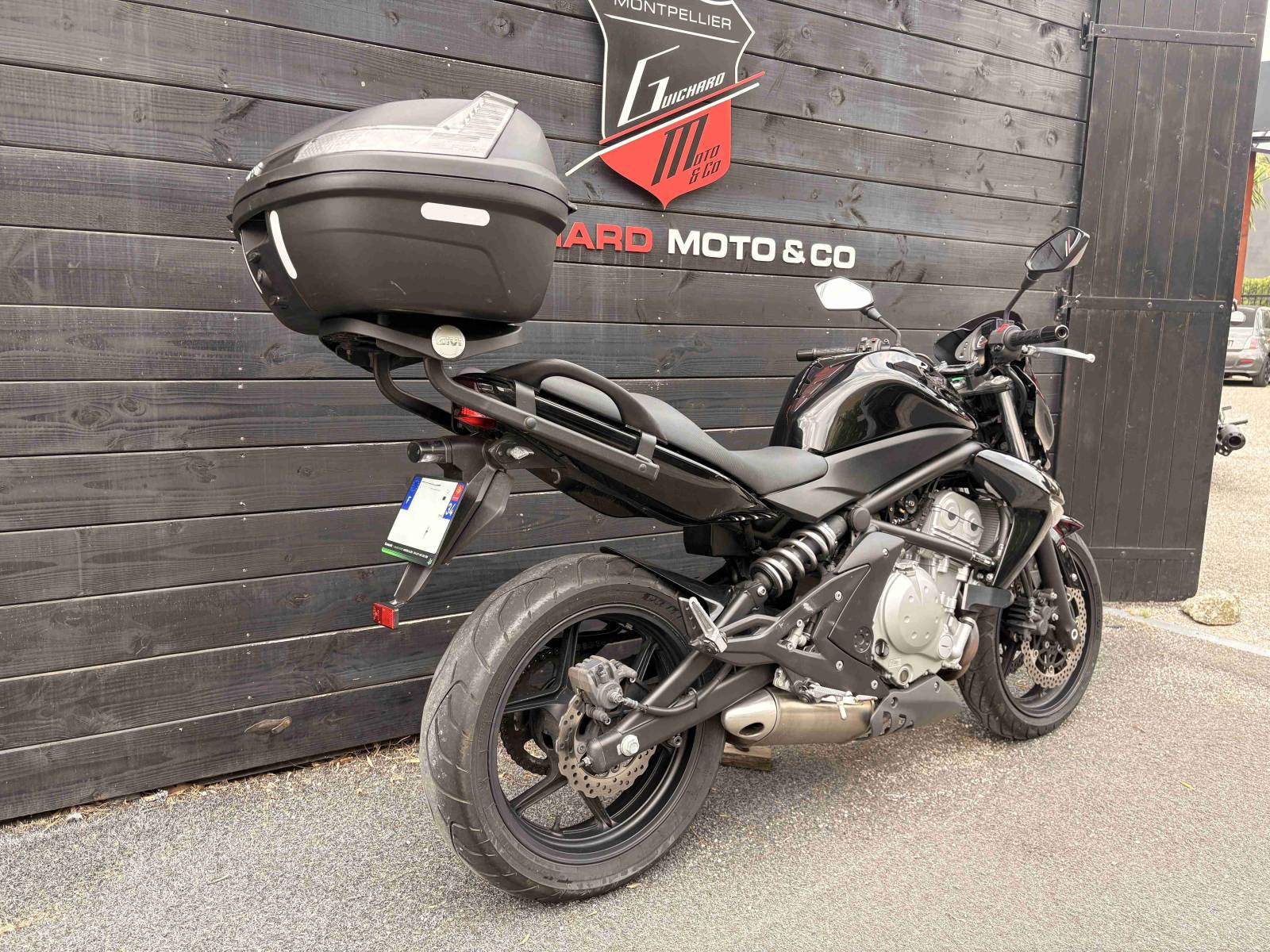 KAWASAKI ER-6N d'occasion dans l'hérault proche Montpellier