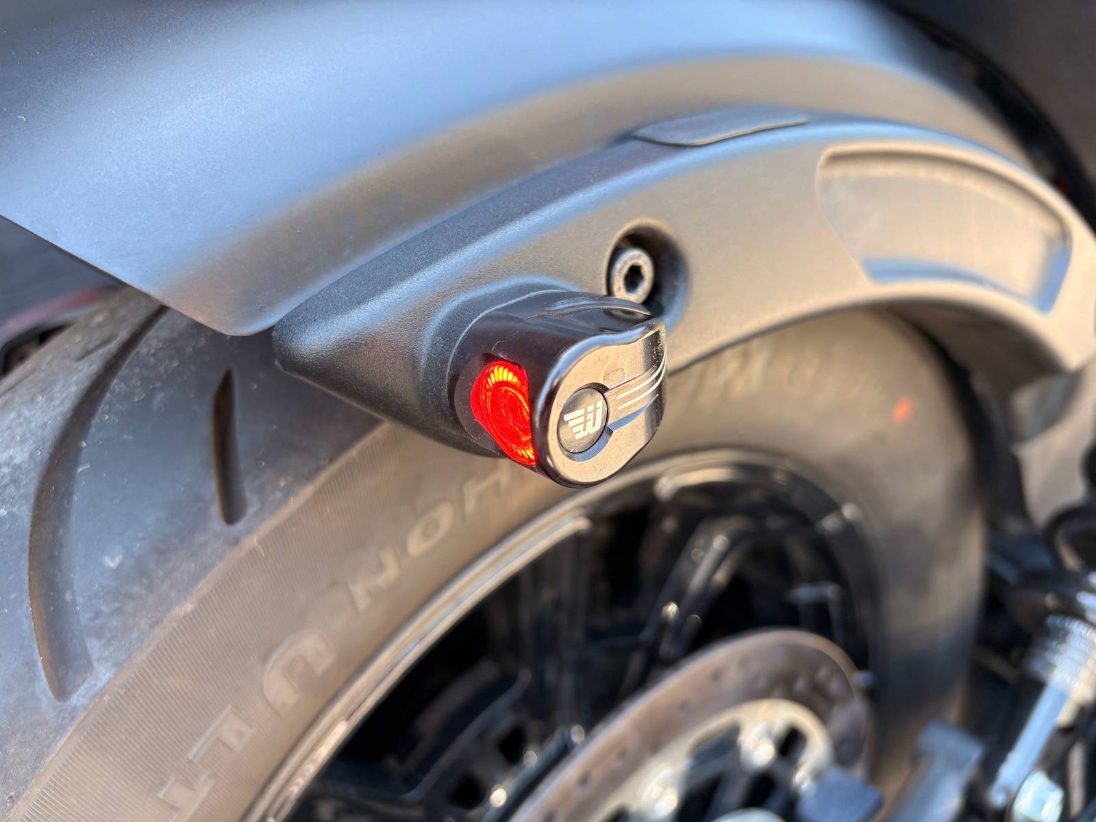 INDIAN SCOUT BOBBER - ECHAPPEMENT DR JEKILL - 2021 - À SAISIR A MONTPELLIER