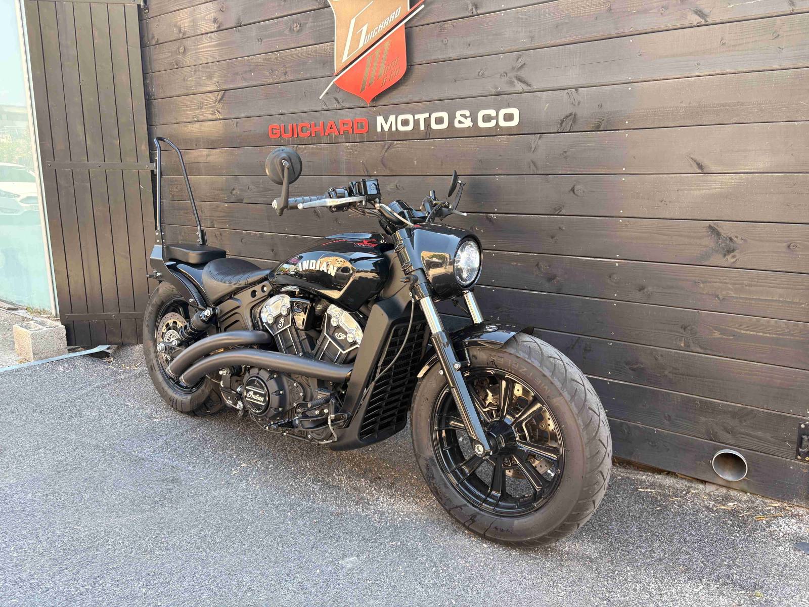 INDIAN SCOUT BOBBER (A2) - Echappement FREEDOM - 2020 - À SAISIR à Montpellier 