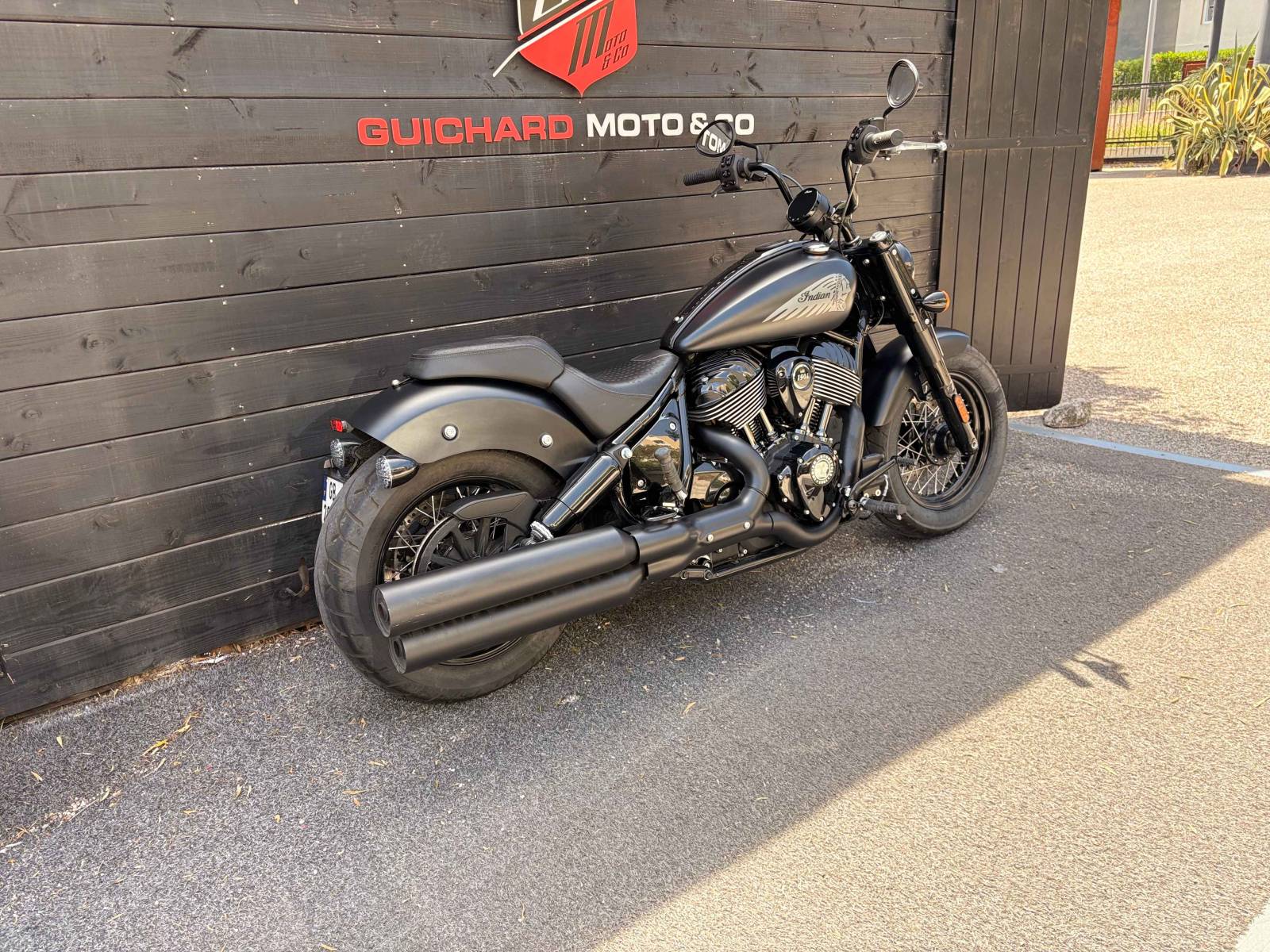 INDIAN CHIEF BOBBER BLACK SMOKE - 2022 - À SAISIR occasion Guichard moto à Montpellier dans l'hérault