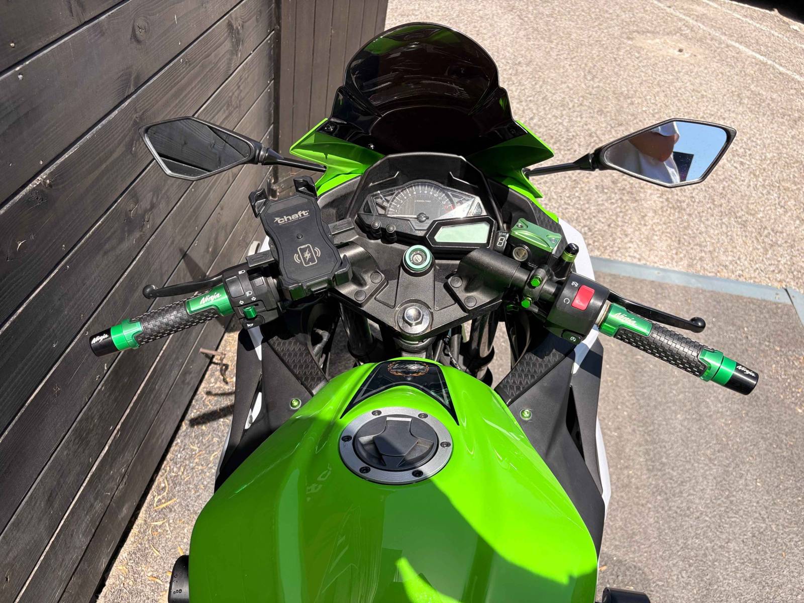 KAWASAKI NINJA 300 (ÉDITION 30ÈME ANNIVERSAIRE) - 2016 - À SAISIR SUR MONTPELLIER - MOTO JEUNE PERMIS SPORTIVE