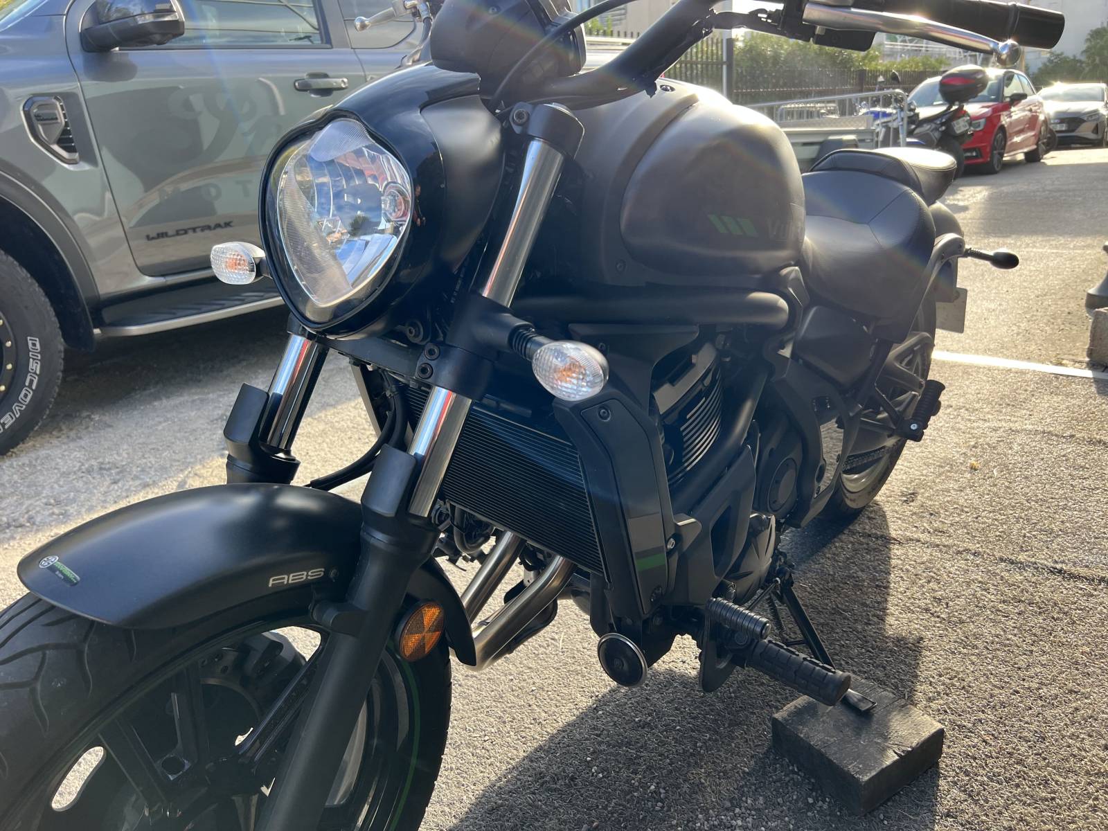 KAWASAKI VULCAN S PROCHE ALES