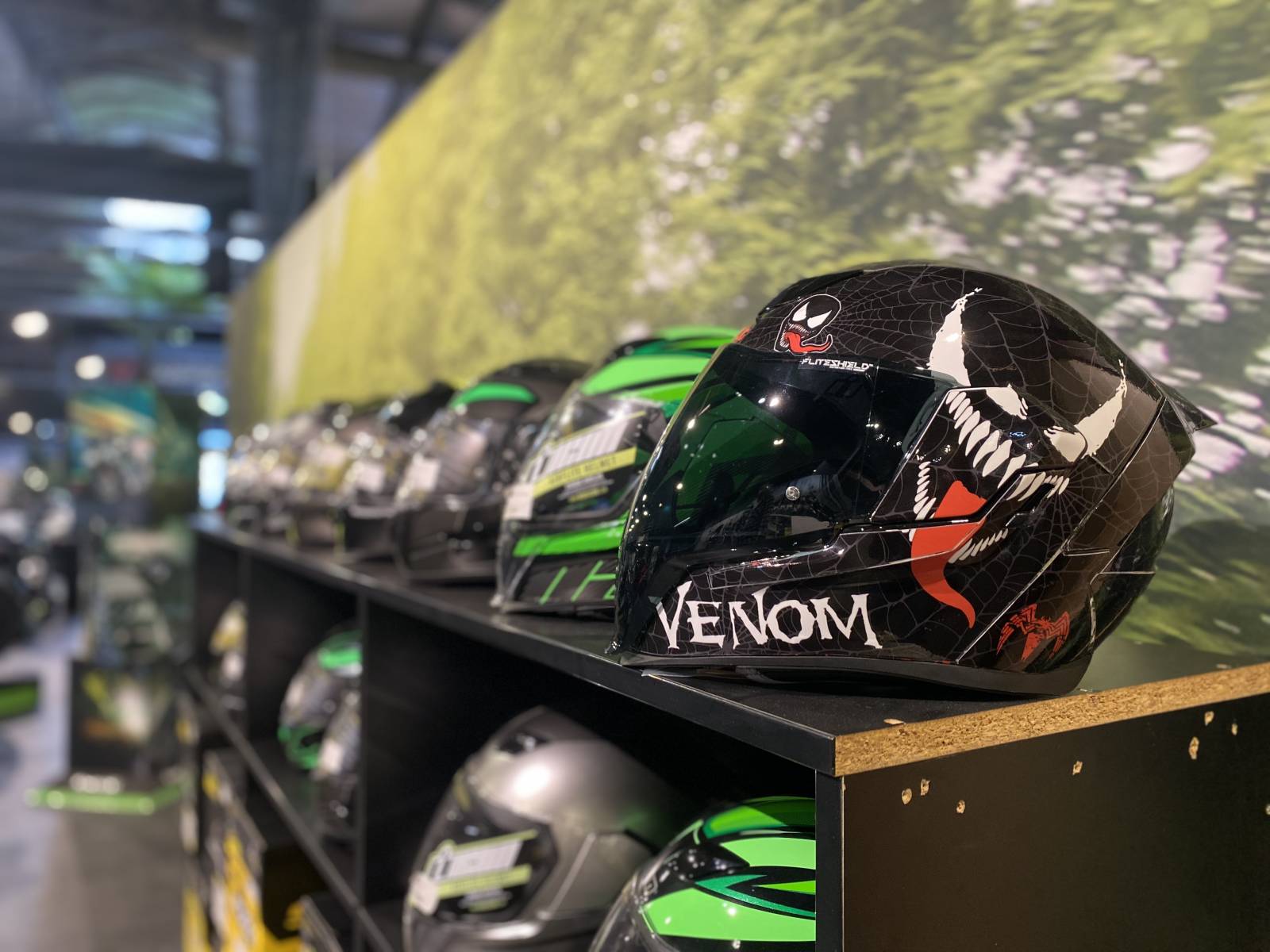 Vente de casques de moto Kawasaki à Montpellier dans le 34