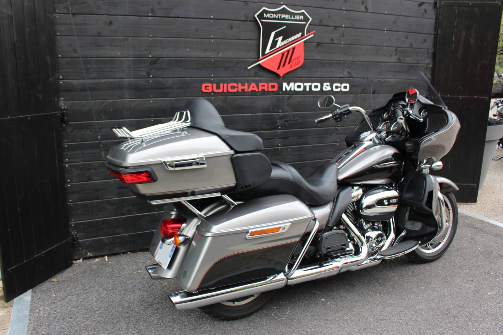 Harley Davidson Road Glide Ultra occasion Montpellier Hérault
