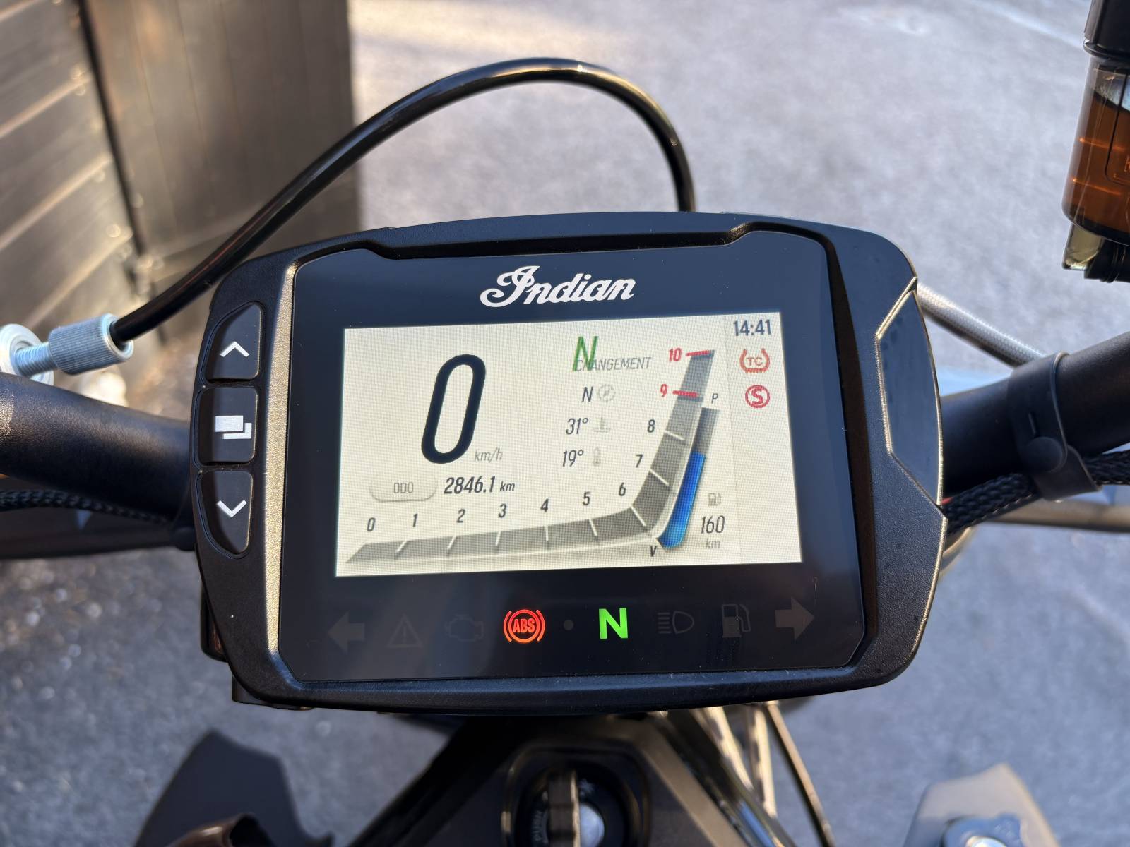 FTR 1200 S MAROON METALLIC D'OCCASION ENTRE SETE ET NIMES