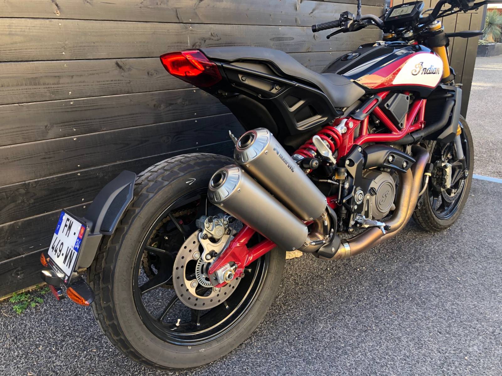 Indian FTR/S race réplica à vendre chez Guichard Moto concessionnaire Indian Motorcycle à Montpellier dans l'Hérault