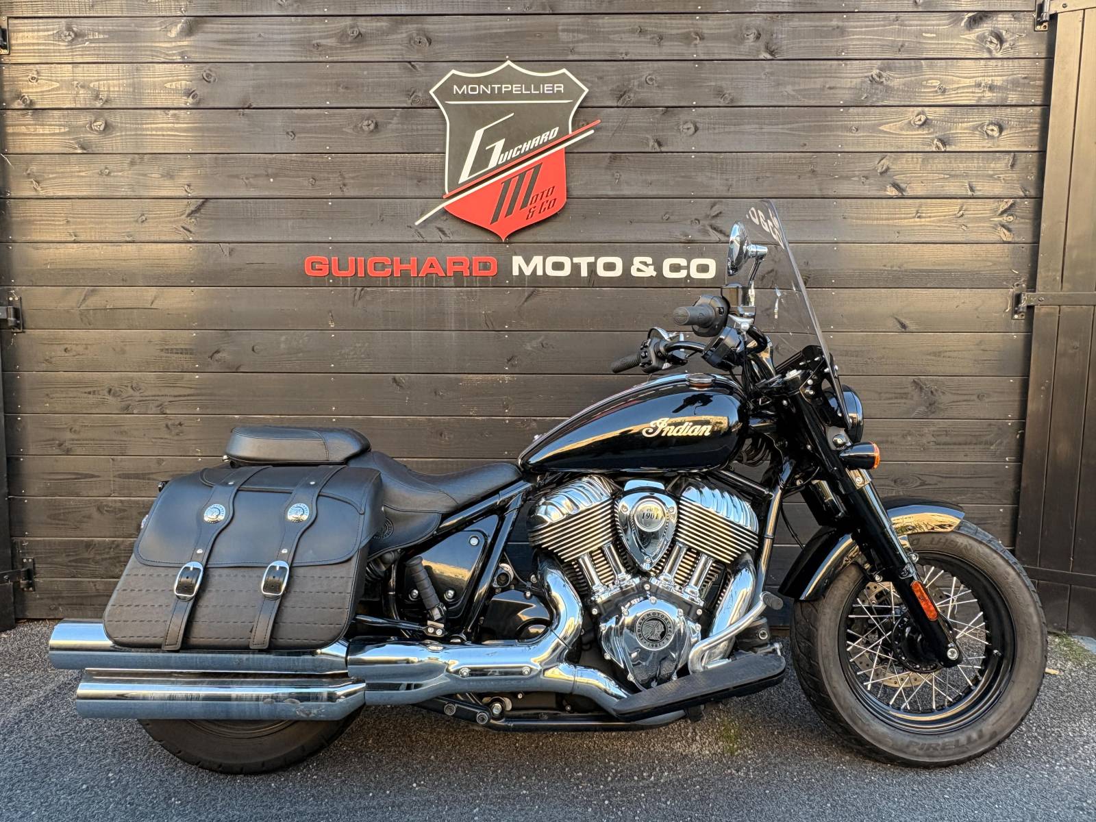 Superchief moto routière plaisir à saisir entre Sete et Nimes