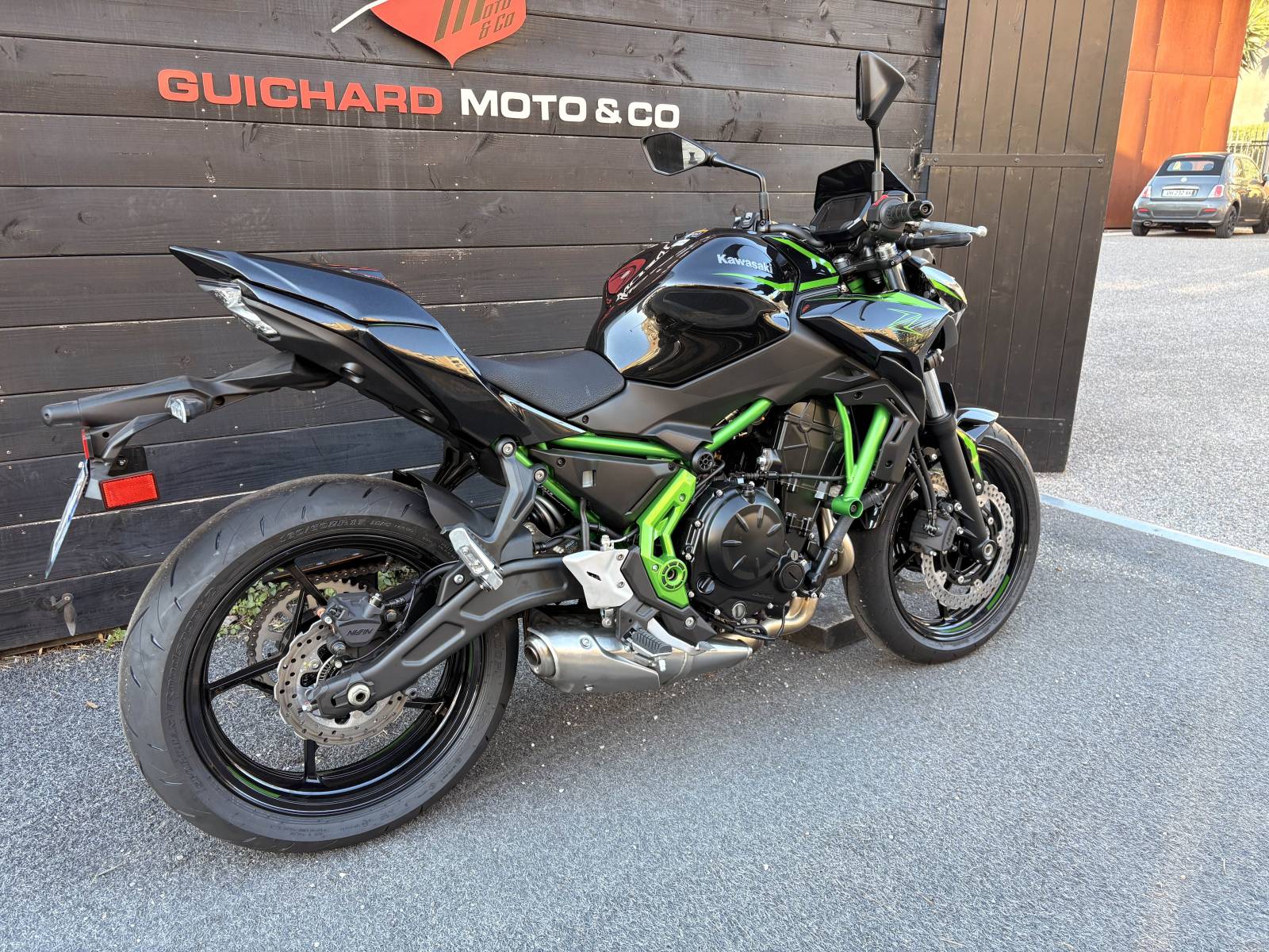 Z650 OCCASION A SAISIR FAIBLE KILOMETRAGE PROCHE MONTPELLIER ENTRE SETE ET NIMES