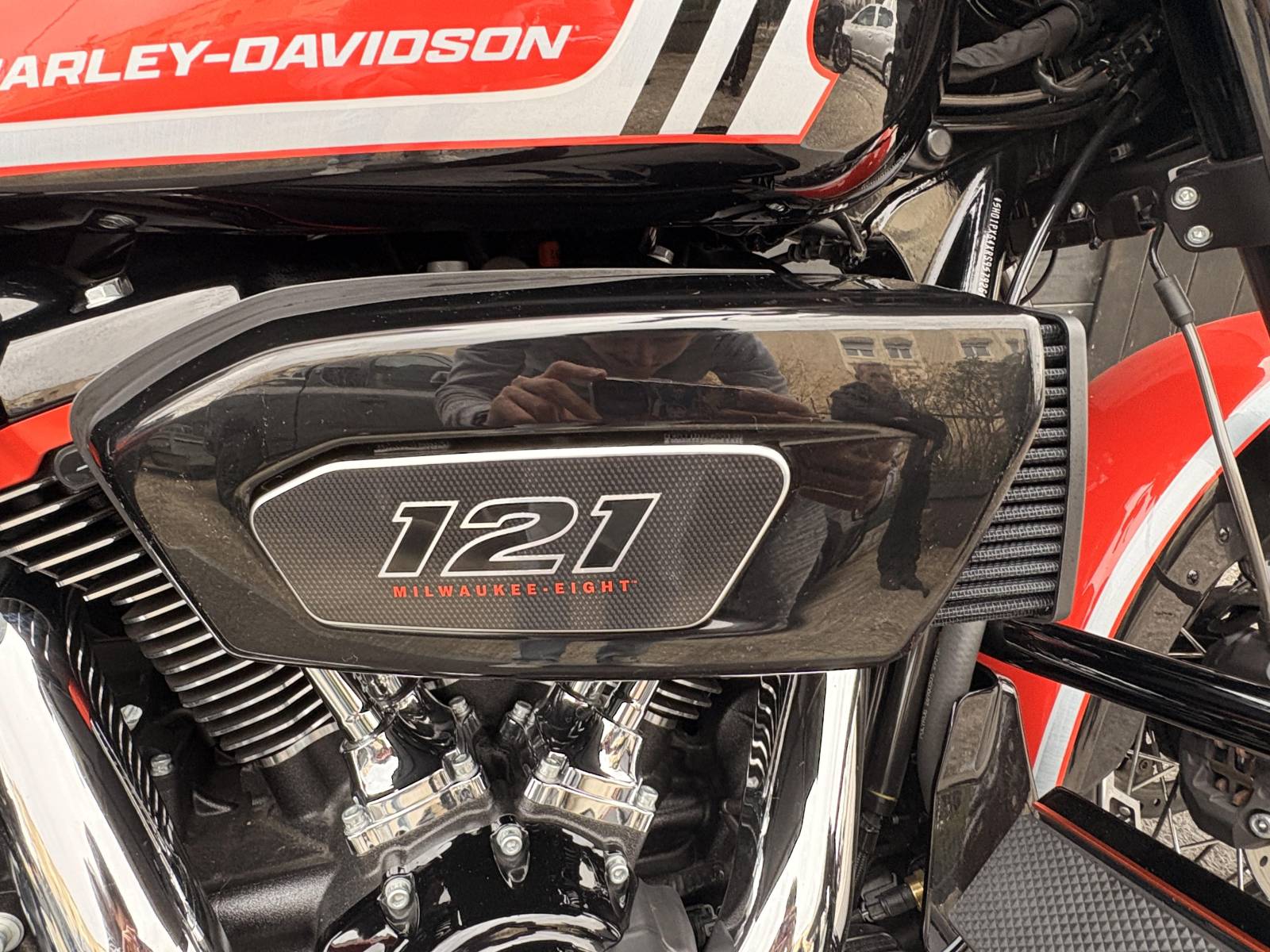 Harley Davidson CVO STREETGLIDE HERAULTMoteur 1977 CM3