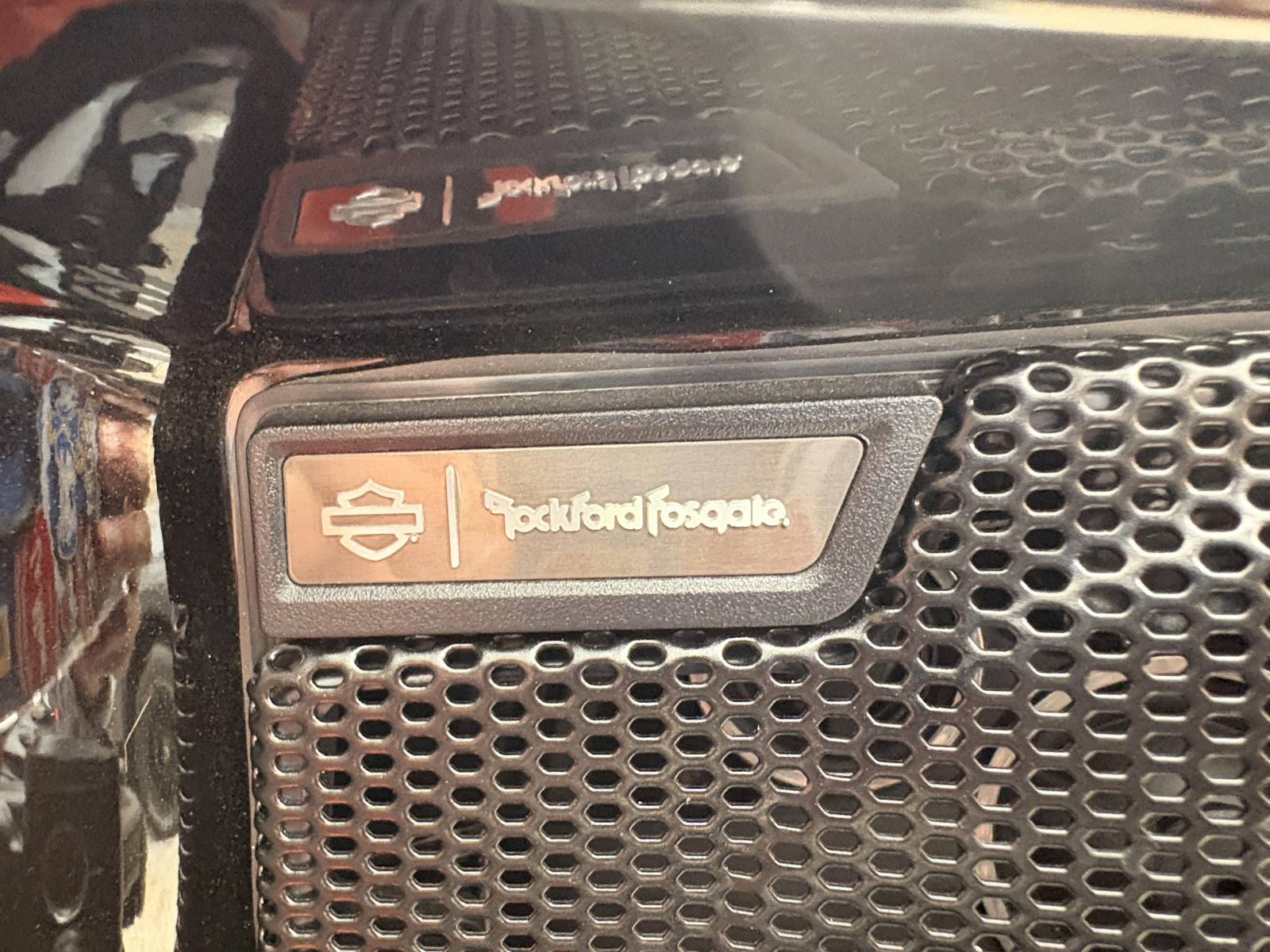 Harley Davidson CVO STREETGLIDE systeme audioRockford Fosgate