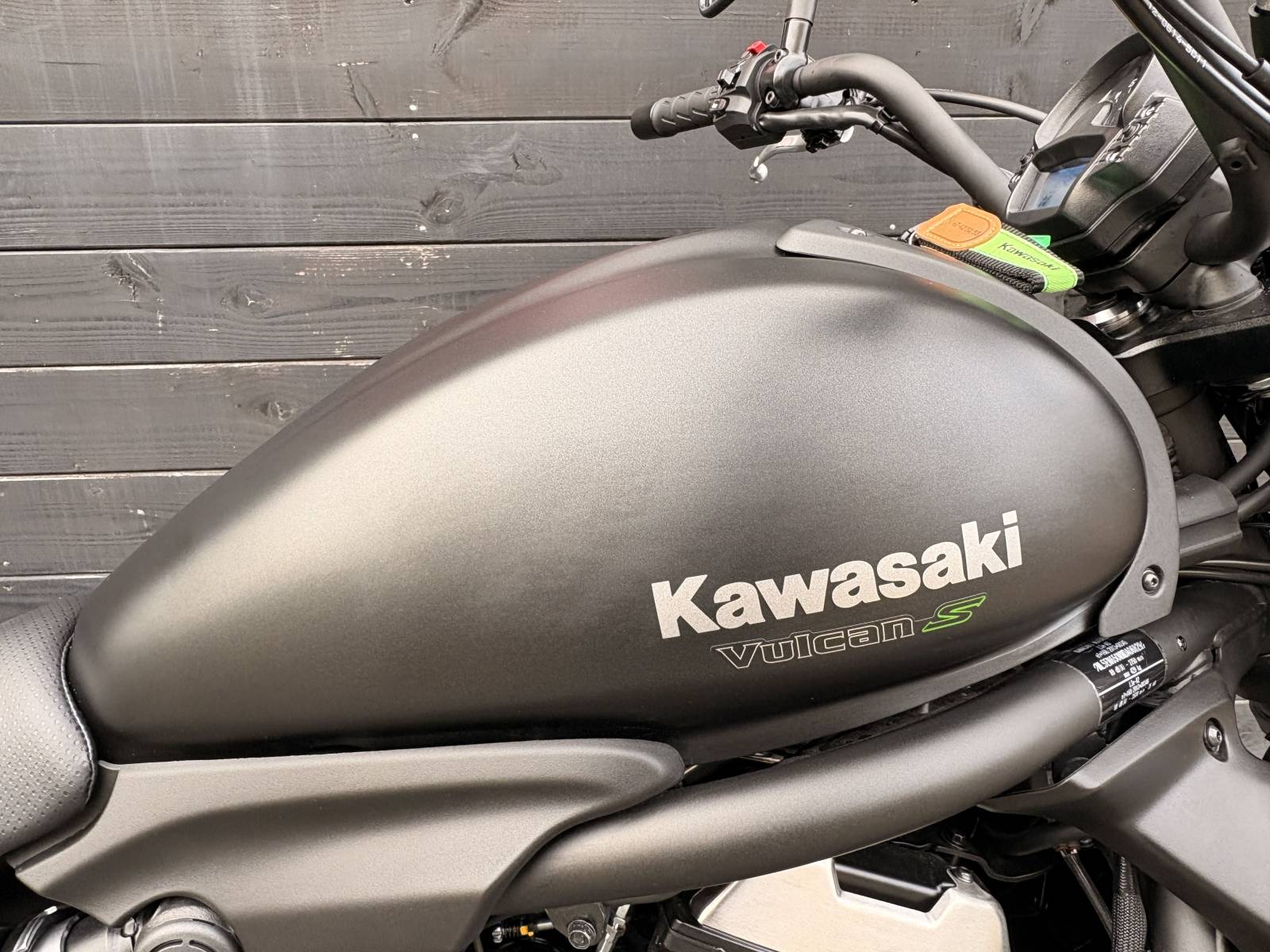 Kawasaki Vulcan S reservoir 