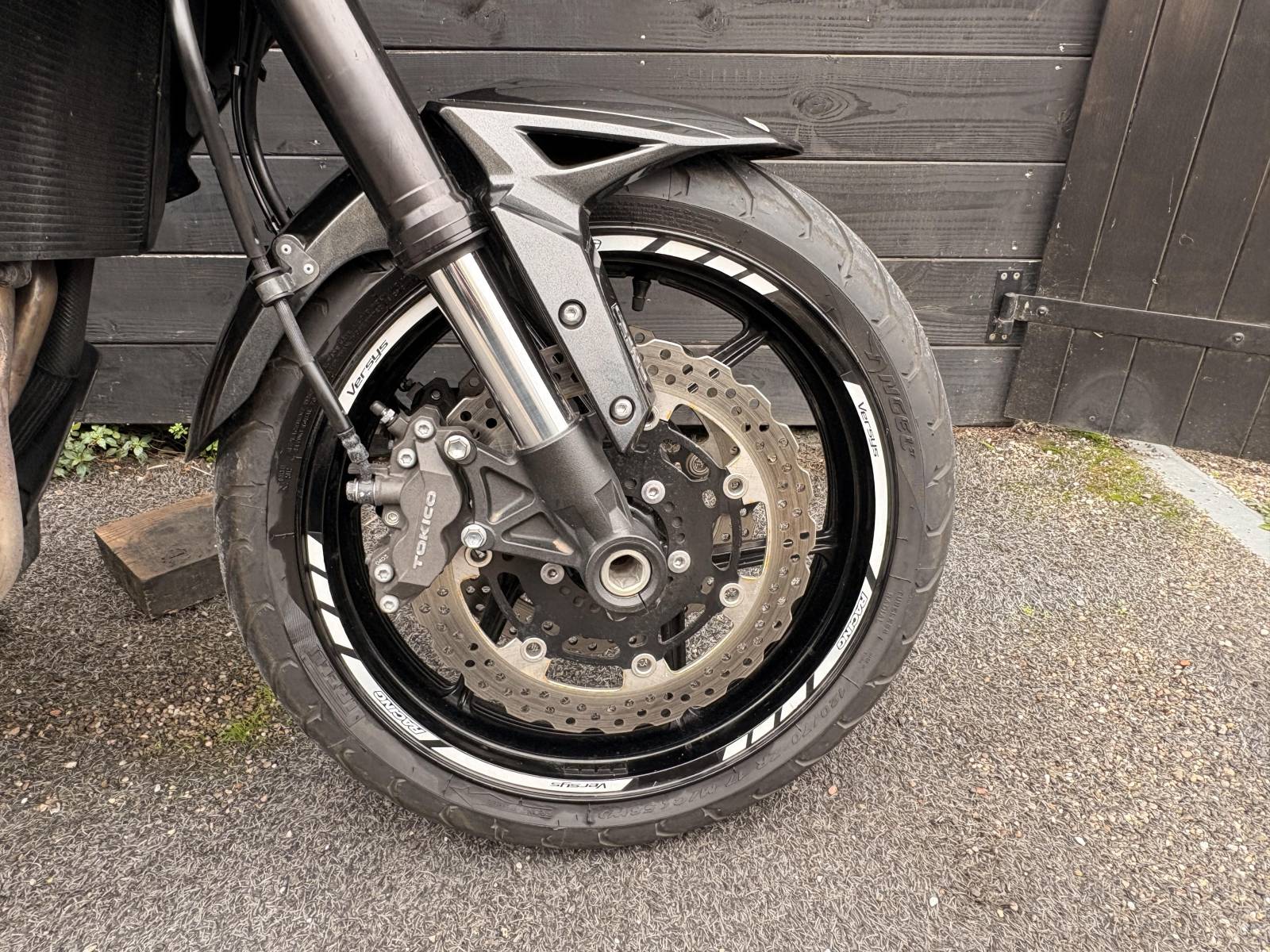 Versys 1000 freins Tokico proche Béziers