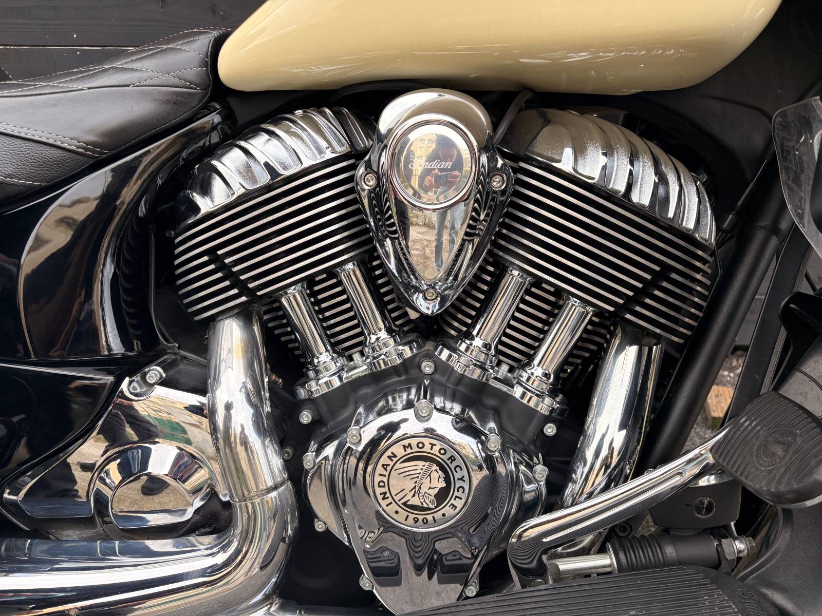 INDIAN ROADMASTER moteur 111ci  TS, moto routière à saisir proche Sète