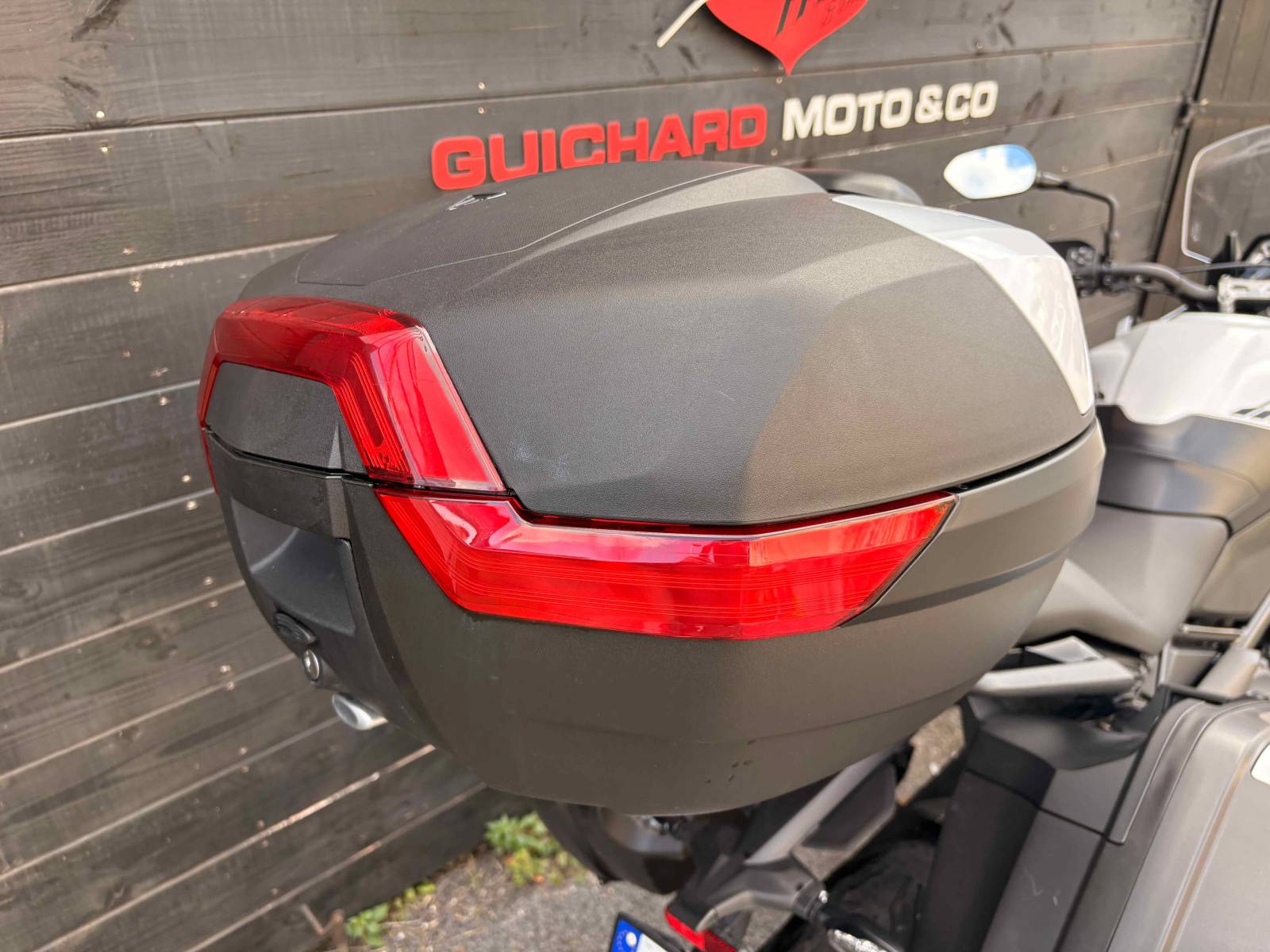 Triumph  TIGER 660 - 2024 - Bagagerie complète - Garantie Constructeur - Top Case - Occasion proche Sète