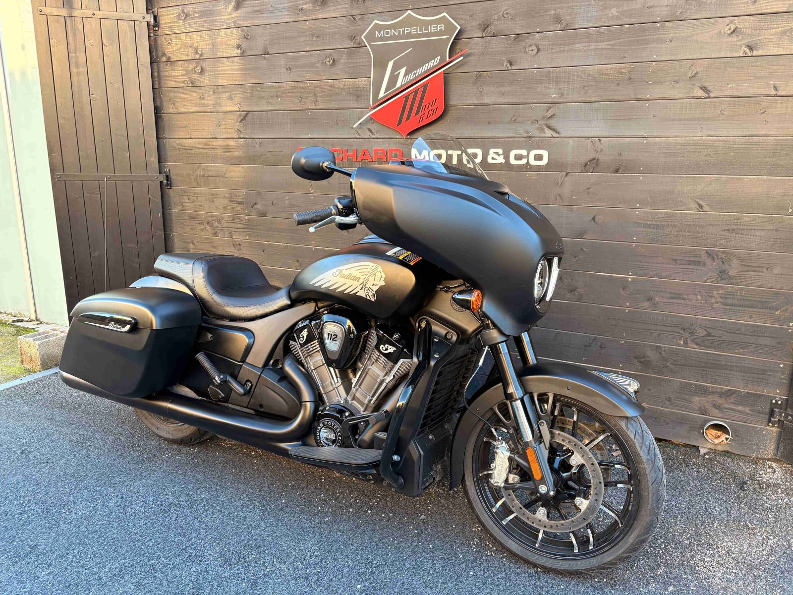 INDIAN CHIEFTAIN DARK HORSE 112 CI - 2025