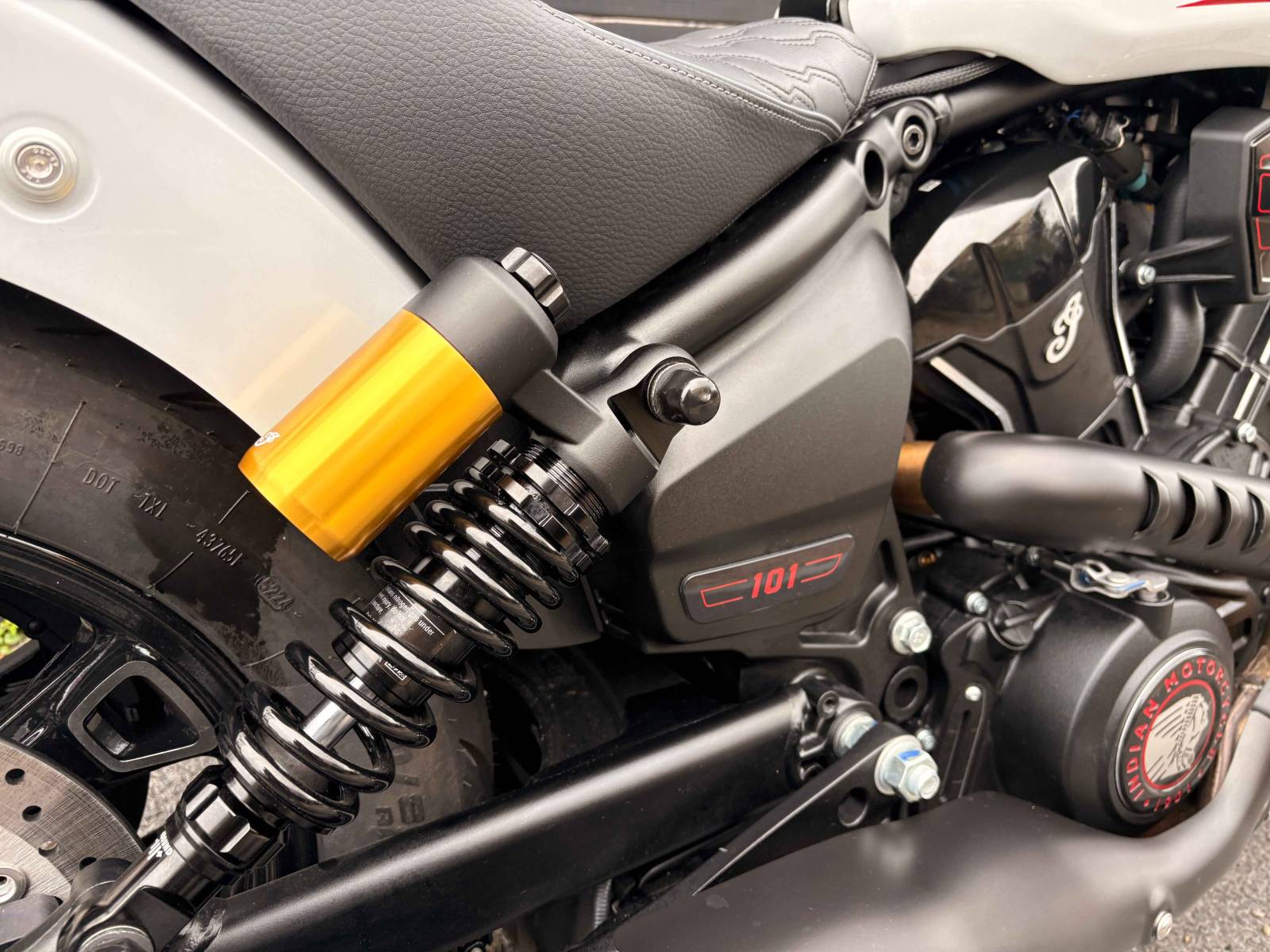 Indian 101 SCOUT - 2025 - Ghost White