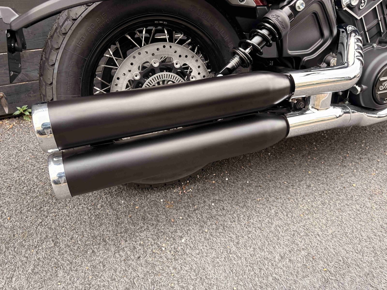 INDIAN SCOUT BOBBER TWENTY - 2023 - Maroon Metallic - à saisir