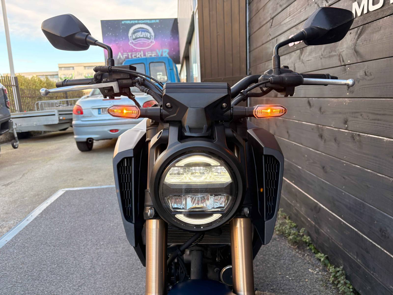 HONDA CB125R - 2023 - OCCASION - Montpellier Hérault - Phares LED à saisir Occitanie