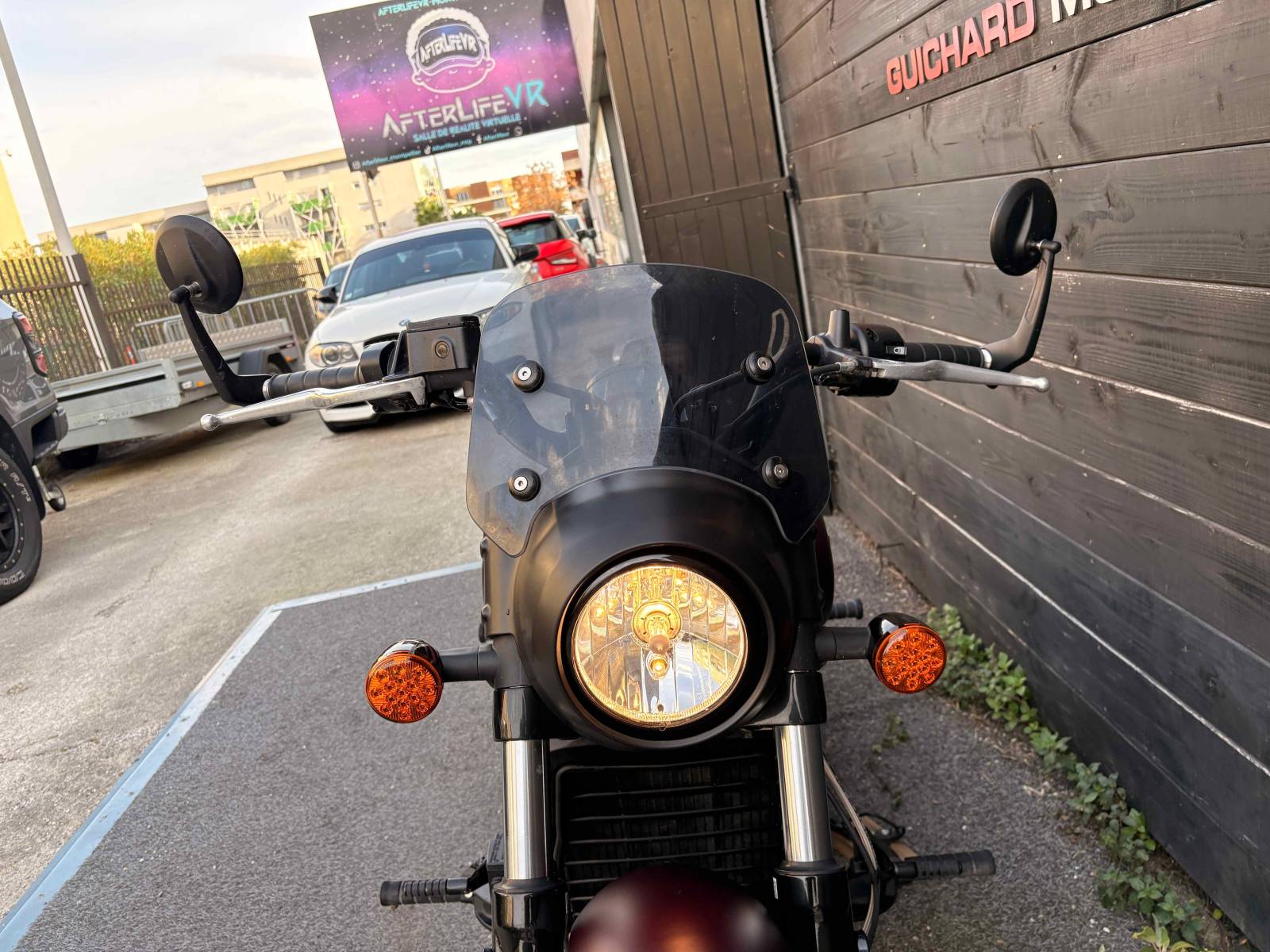 INDIAN SCOUT BOBBER - 2022 - MAROON METALLIC - OCCASION A SAISIR - MONTPELLIER HERAULT