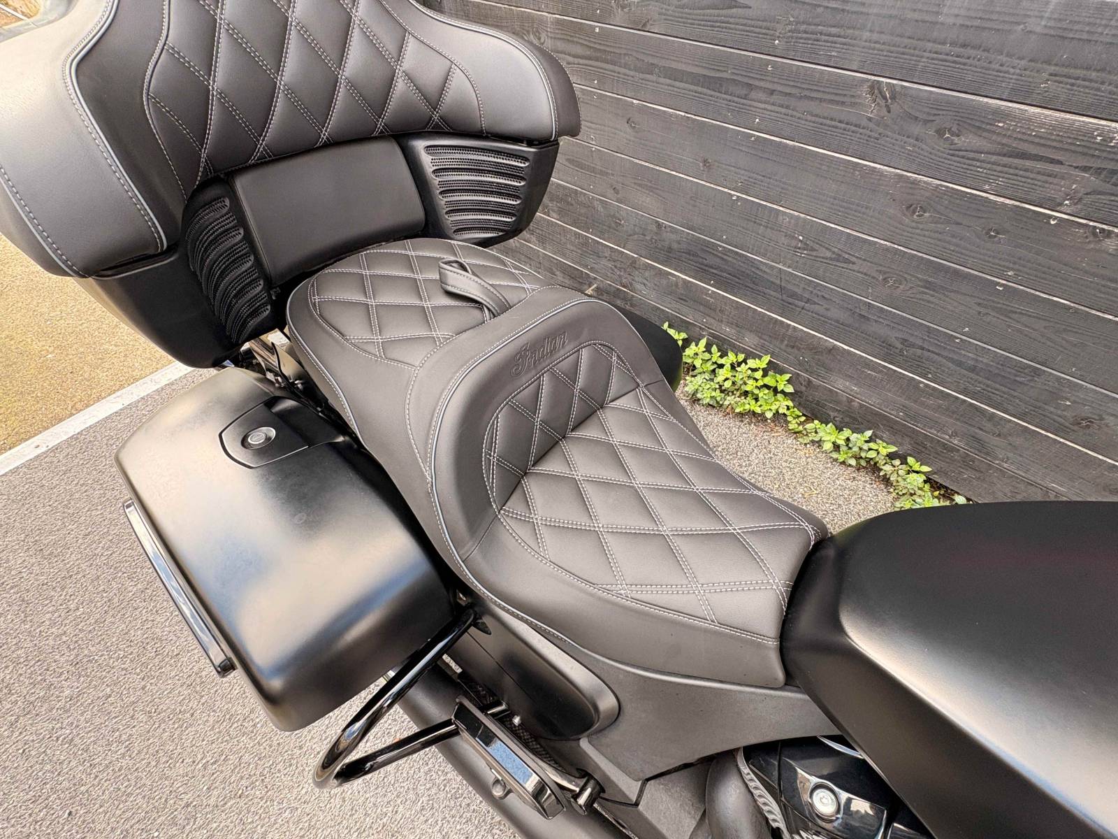 INDIAN PURSUIT DARK HORSE - 2023 - DÉPÔT VENTE - ECHAPPEMENT DR JEYKILL