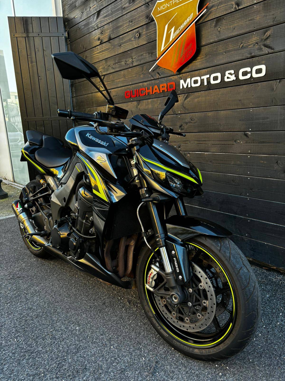 KAWASAKI Z1000R