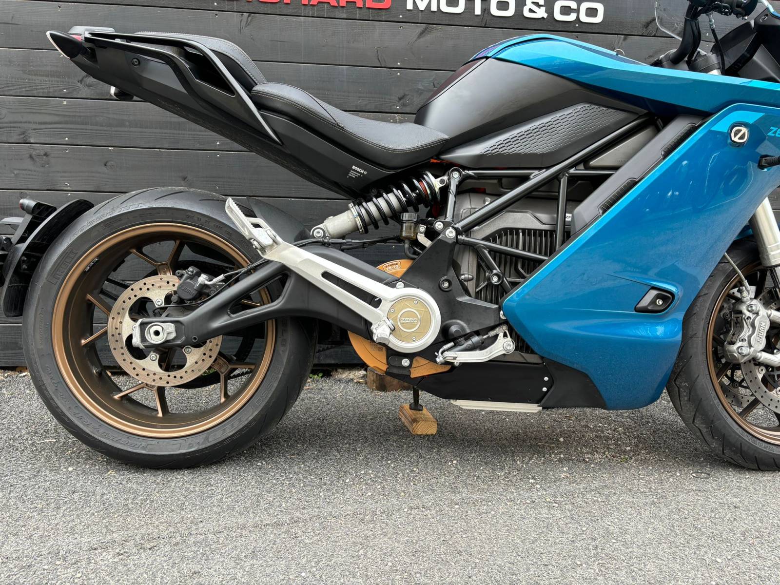 ZERO MOTORCYCLES SR/S