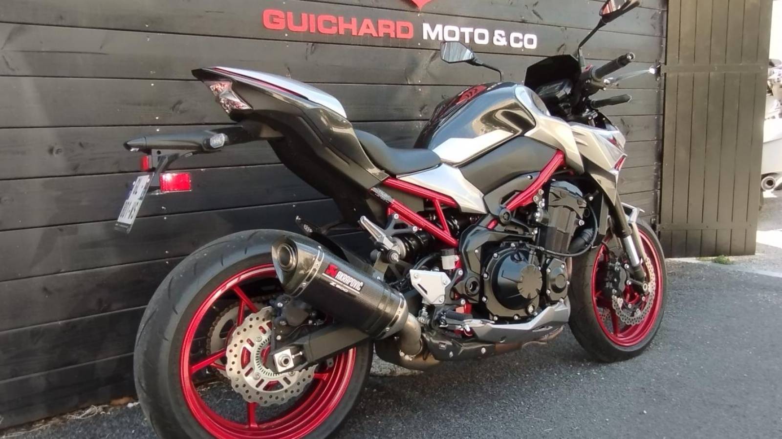 KAWASAKI Z900 A2 PERFOMANCE SUR MONTPELLIER DANS LE 34