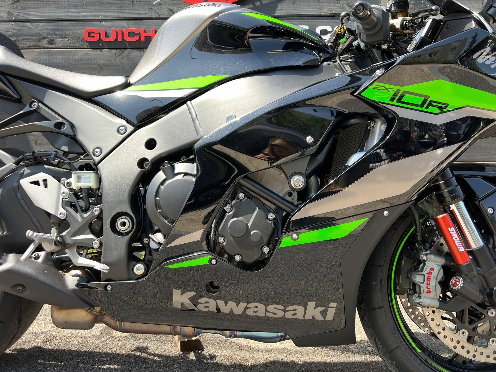 KAWASAKI NINJA ZX-10R