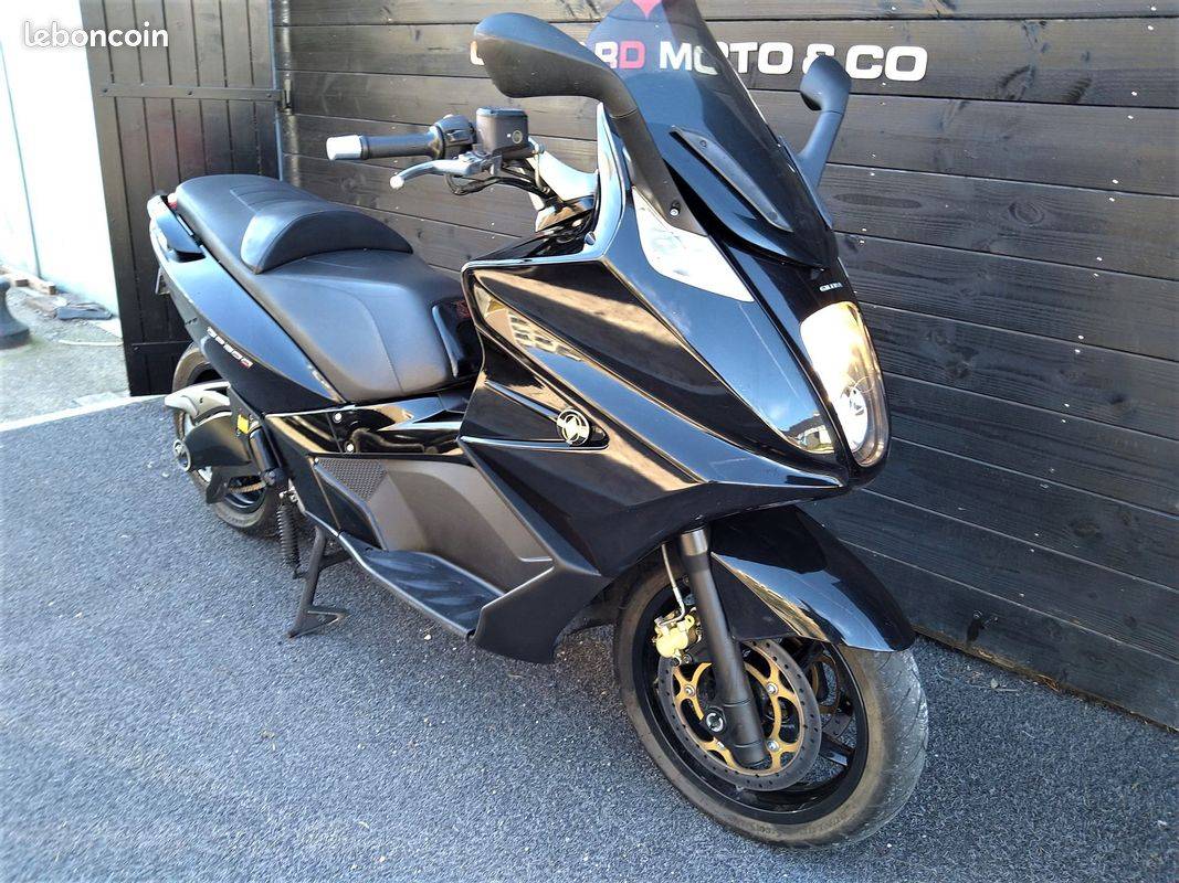 GILERA GP800 occasion Montpellier Hérault