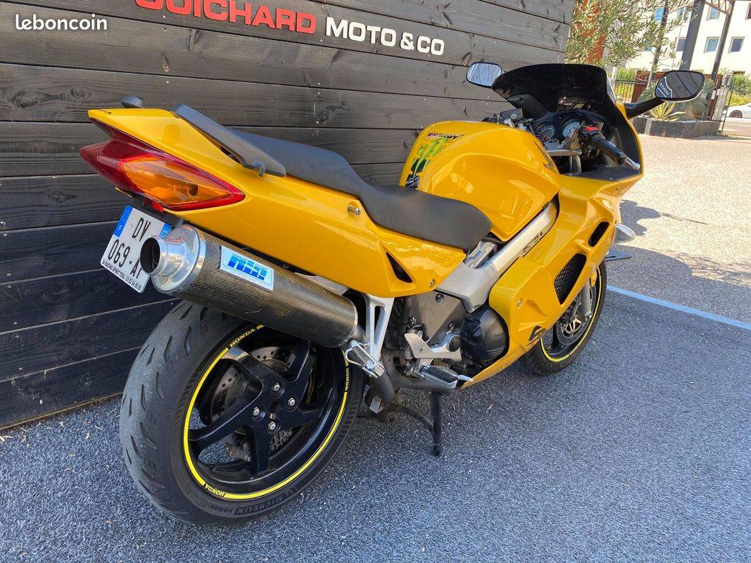Honda VFR800 FI CBS