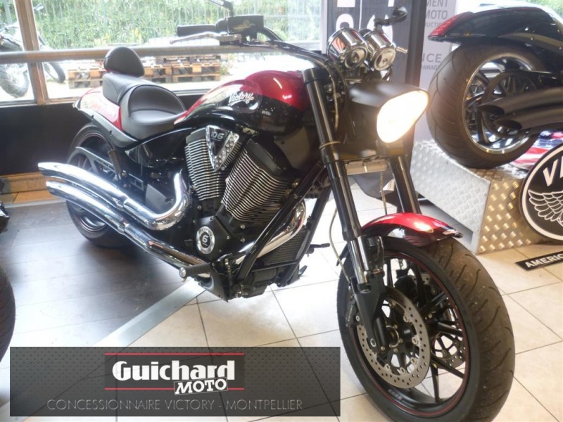 CLIGNOTANTS AVANT LEDS VICTORY HAMMER & KINGPIN guichard moto montpellier herault 34