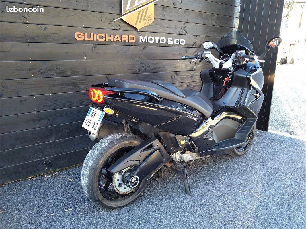 GILERA GP800 occasion Montpellier Hérault