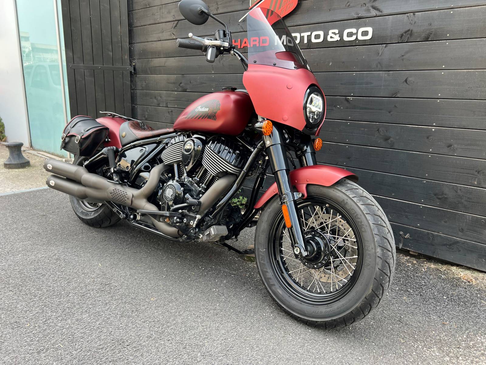 Indian Chief Bobber Icon Cooper Smoke 